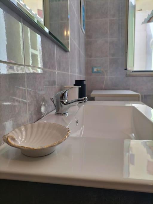 Appartamento Casa Marta Cagliari Esterno foto